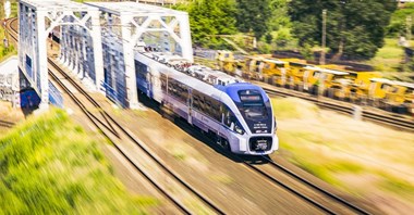Więcej miejsc w pociągach PKP Intercity w czerwcowy długi weekend