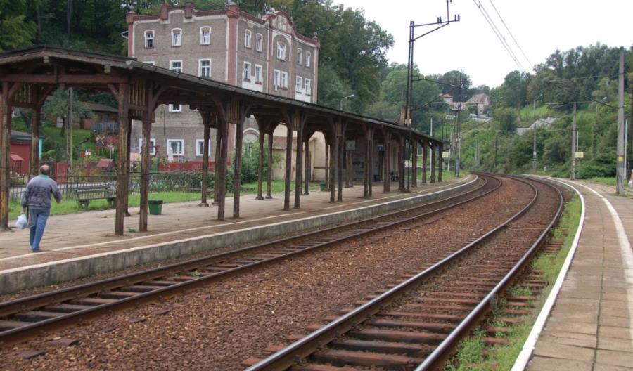 Na linii Wrocław – Międzylesie na razie bez modernizacji. Będą prace utrzymaniowe i naprawcze