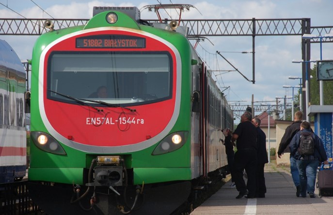 Podlaskie: Więcej połączeń w ruchu regionalnym od 2017 r.