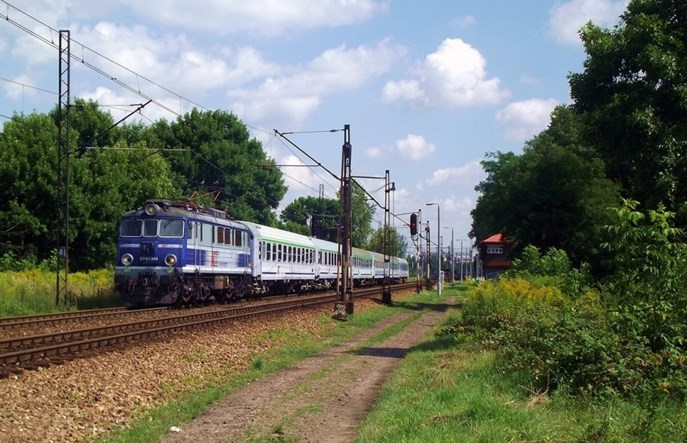 PKP IC zabezpiecza na wakacje dodatkowe wagony. Na tory nie wyjedzie jednak 10 ezt-ów