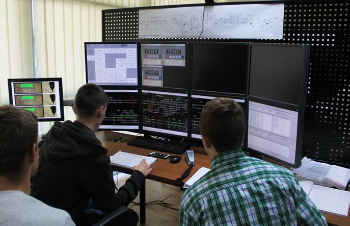 300 stypendystów PLK bliżej kolejowej kariery