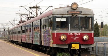 Łódzkie: Umowa z PolRegio na dwa, a nie trzy lata