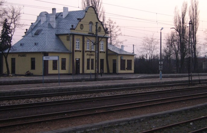 Warsztaty w Pionkach. Dworzec Pałacem Ślubów?