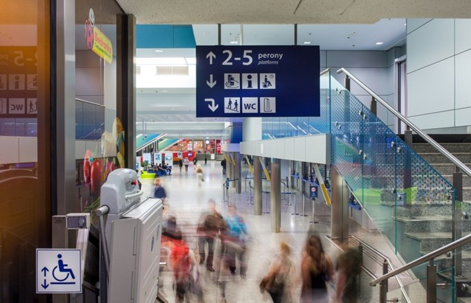 Kolej coraz bardziej dostępna dla wszystkich grup pasażerów