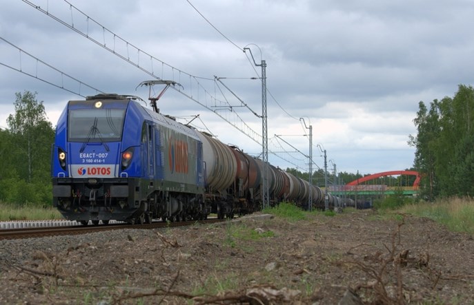 Przewozy towarowe: Więcej przewożonych towarów i więcej pracy przewozowej