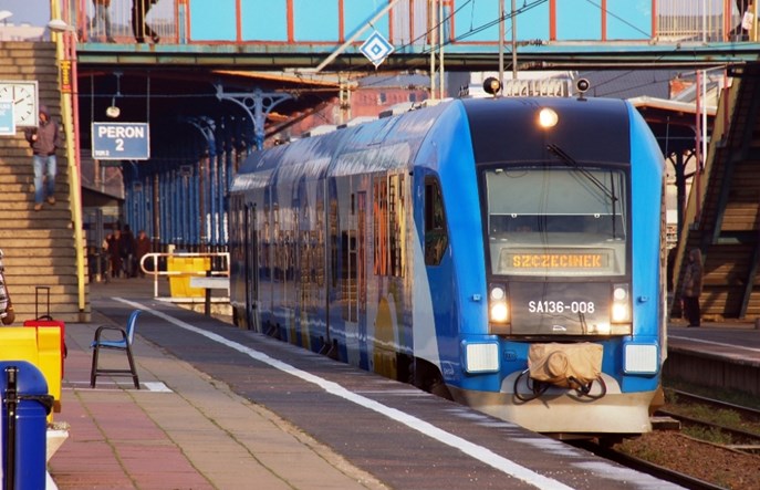 Szczecińska Kolej Metropolitalna z podpisem marszałka