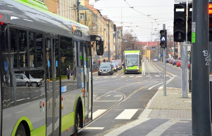 Olsztyn wyłącza sygnalizatory do lewoskrętu. By było płynniej