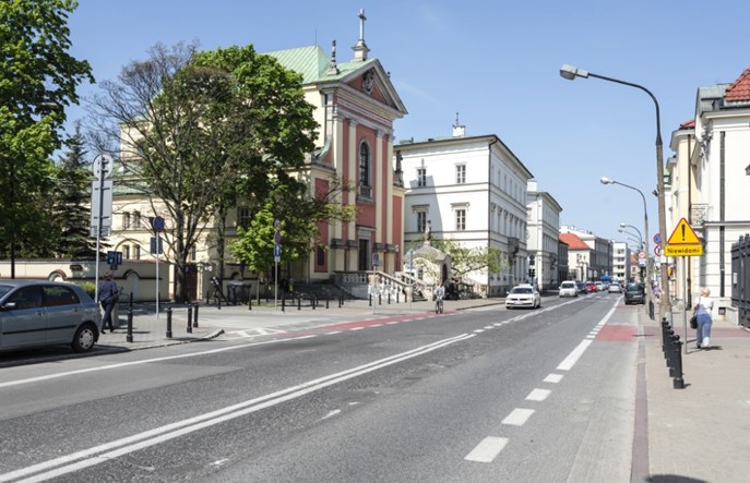 Trzy oferty na remont ulicy Miodowej