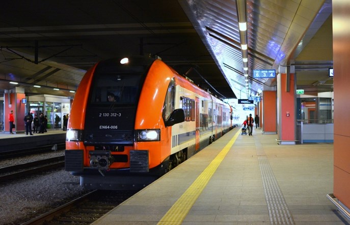 PLK i Strabag nie wstrzymają ruchu kolejowego w Krakowie