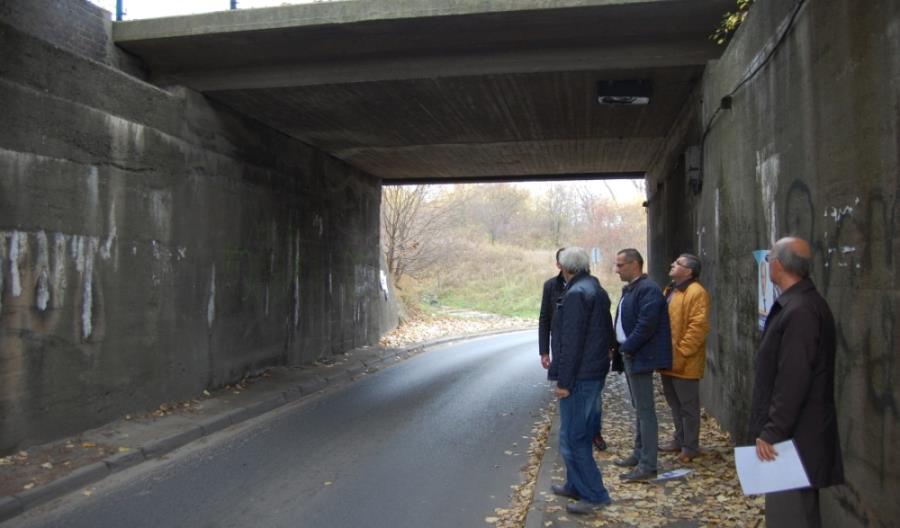 Gniezno: W wakacje rozbiorą dwa wiadukty kolejowe Gniezno: W wakacje rozbiorą dwa wiadukty kolejowe