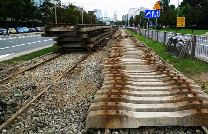Warszawa: Prosta przez dwa lata bez tramwajów w związku z metrem