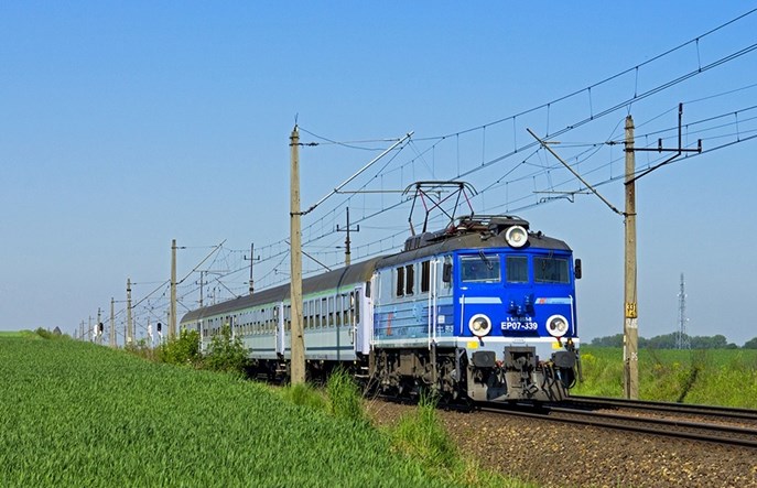 Jest wykonawca napraw i modernizacji 10 lokomotyw EU07 i EP07 PKP Intercity