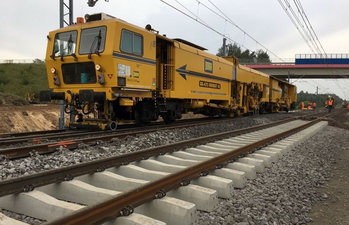 Porr wykona prace dla prędkości 200 km/h na CMK. PLK dopłaci