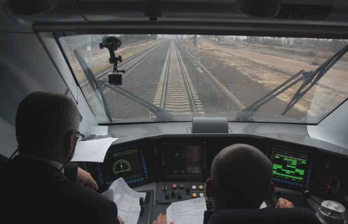 PKP PLK szuka inżyniera projektu budowy systemu GSM-R