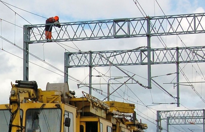 Zerwana sieć trakcyjna i odwołane pociągi na linii do Mińska Mazowieckiego