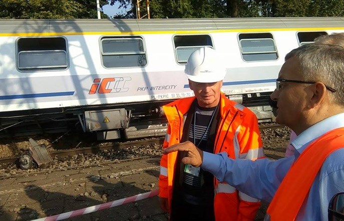 Minister odwiedził Smętowo. Wypadek przyczyni się do postoju pociągów TLK?