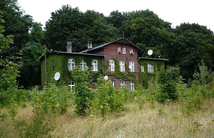 Trwa rozbiórka linii do Złotego Stoku