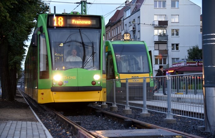 Poznań: W biletomatach ZTM jest już język ukraiński