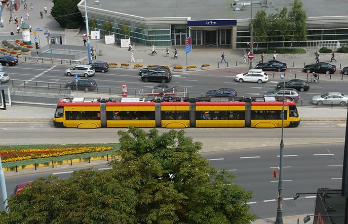 Warszawiacy lubią samochody, ale… chętnie by się ich pozbyli