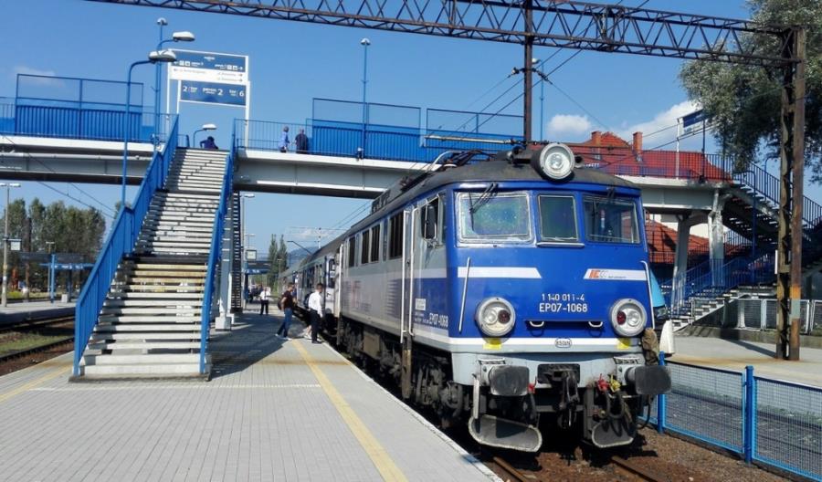 Udany debiut PKP Intercity na linii Żywiec – Sucha Beskidzka Udany debiut PKP Intercity na linii Żywiec – Sucha Beskidzka
