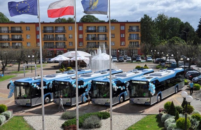 Czechowice-Dziedzice z nowymi Solarisami