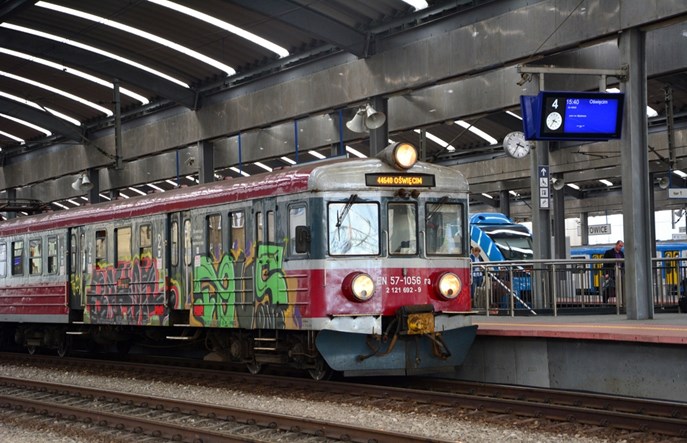 Śląskie: W przyszłym roku EN57 znikną z naszych torów