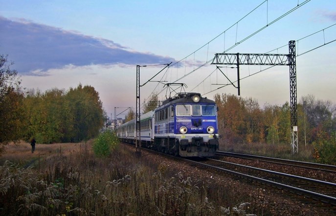 Dzień bez samochodu? Może z koleją?