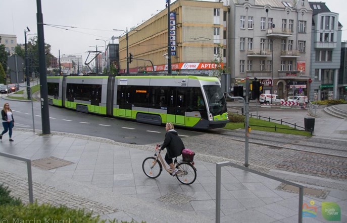 Jednak będzie można jeździć rowerem w strefach czystego transportu