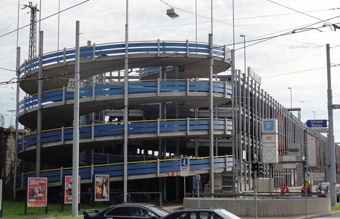 ZTM w Warszawie chce wprowadzić „rozbieralne” parkingi