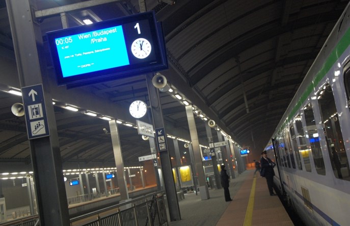 Wielu chętnych do budowy wielkiego systemu informacji dla PLK. Także Chińczycy