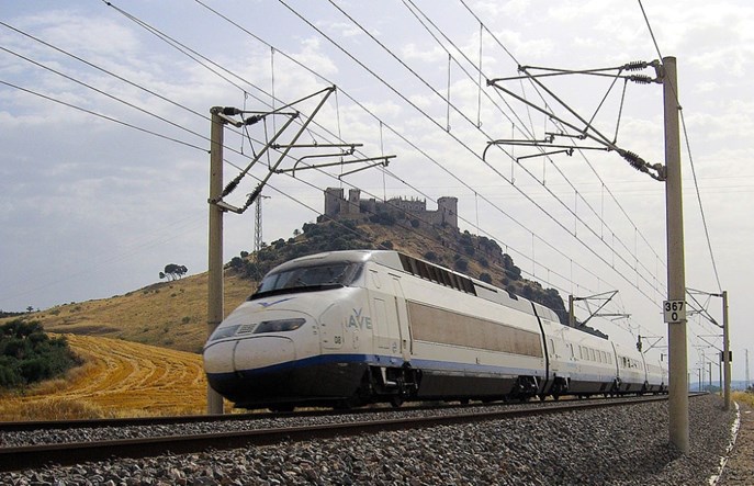Hiszpania: Linie lotnicze chcą uruchomić pociągi dużych prędkości
