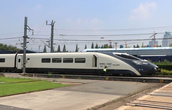 Hyundai: Jako jedyni zaoferujemy przekazanie technologii pociągów KDP