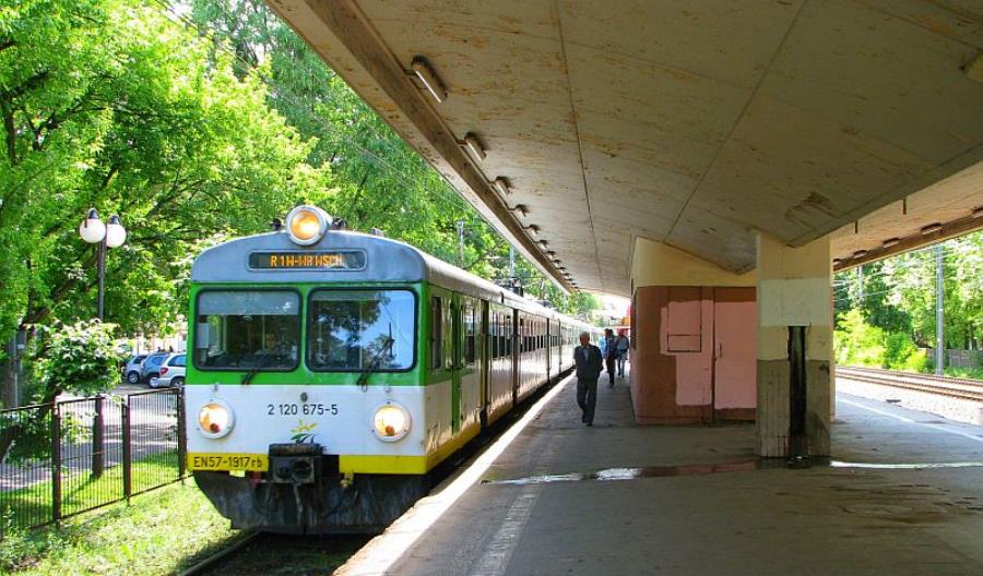Koleje Mazowieckie sprzedają EN57 Koleje Mazowieckie sprzedają EN57
