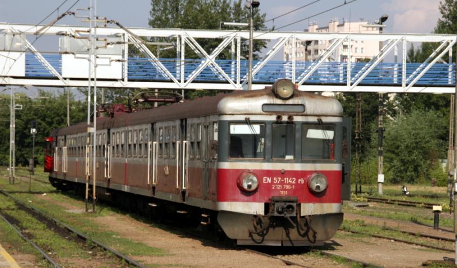 Coraz mniej pracy dla klasycznych EN57 Coraz mniej pracy dla klasycznych EN57