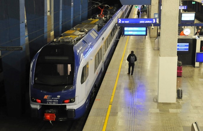 Część pociągów Warszawa – Bydgoszcz przez Iławę. Cena ta sama, czas nawet lepszy