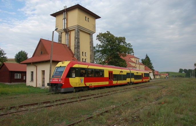W Bieszczady nie dojeżdża żaden pociąg, nie ma też autobusów zastępczych