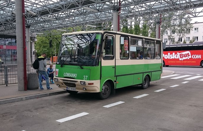 ZTM Warszawa. Łomianki w pierwszej strefie, Czosnów w drugiej