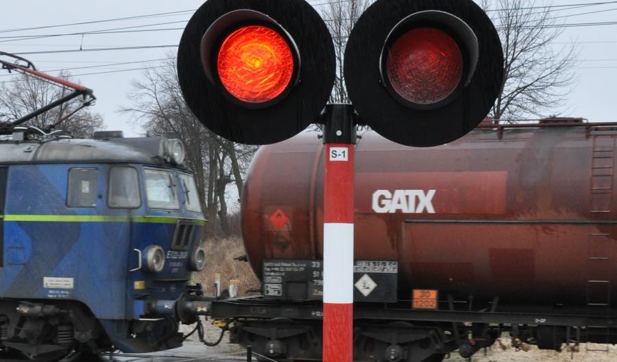 Po remoncie linii między Oleśnicą a Kępnem ruch kolejowy zamarł. Dlaczego?