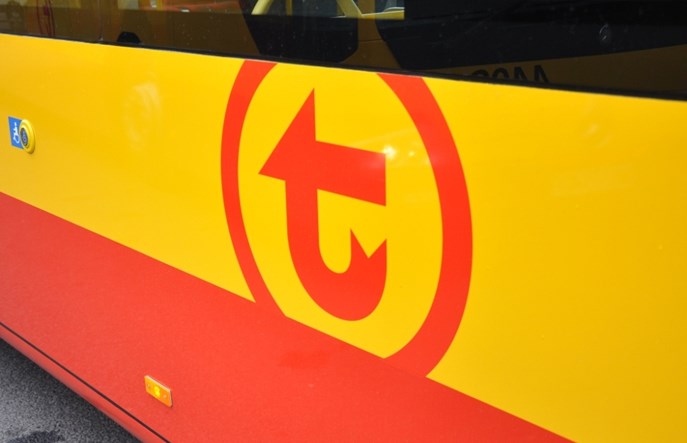 Autorzy nowego logo krytykują... jego wdrożenie przez ZTM Warszawa