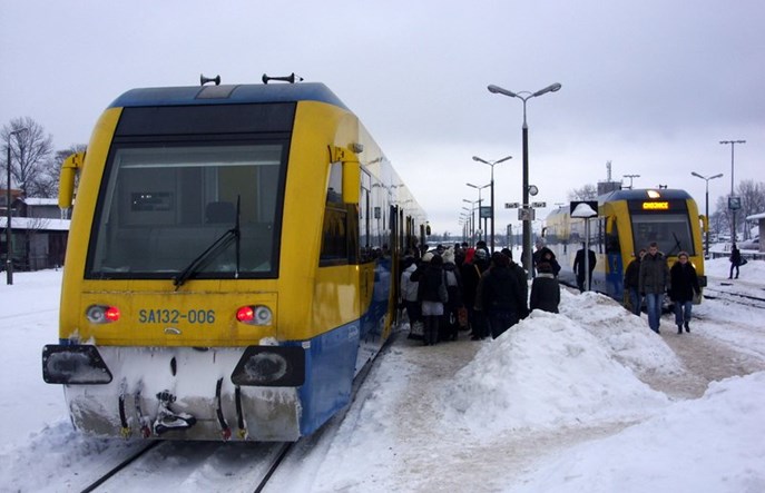 Pomorskie: Za część pociągów nadal kursują autobusy