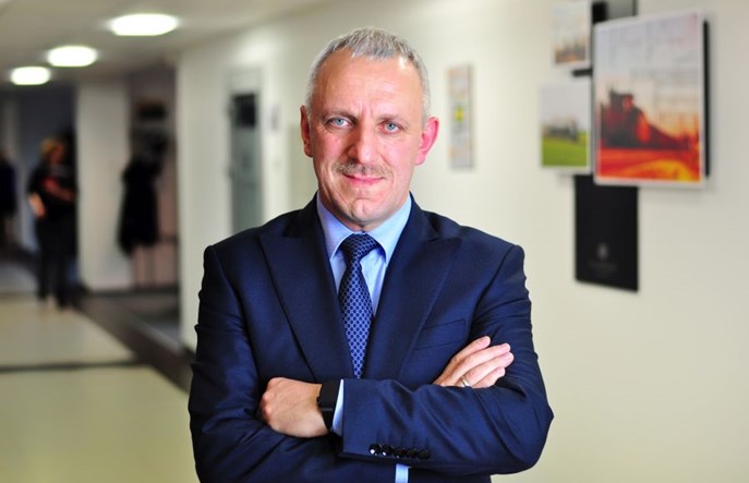 Pawłowski w nowej roli. „Brakuje nam maszynistów, a zamknięcia torów dodatkowo sprawę komplikują”