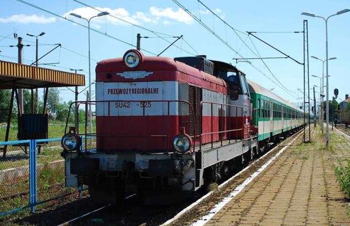 Sandomierz: Świętokrzyskie nie uruchomi pociągu do Rzeszowa
