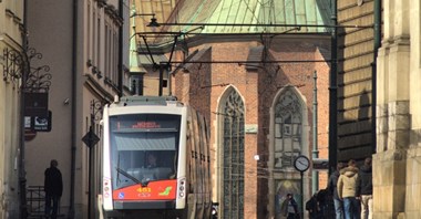 MPK Kraków podpisało umowę z Solarisem i Stadlerem na Tramino