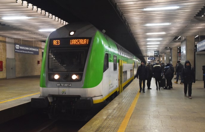 Pęknięcia szyn kolejowych w centrum Warszawy. PLK: Reagujemy na bieżąco