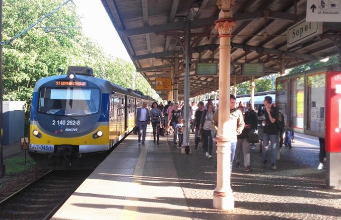 Pasażerowie Szybkiej Kolei Miejskiej policzeni. Na których stacjach było najtłoczniej?
