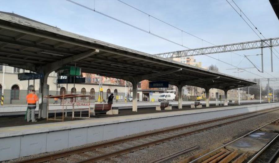Trwają prace na stacjach Rybnik i Żory Trwają prace na stacjach Rybnik i Żory