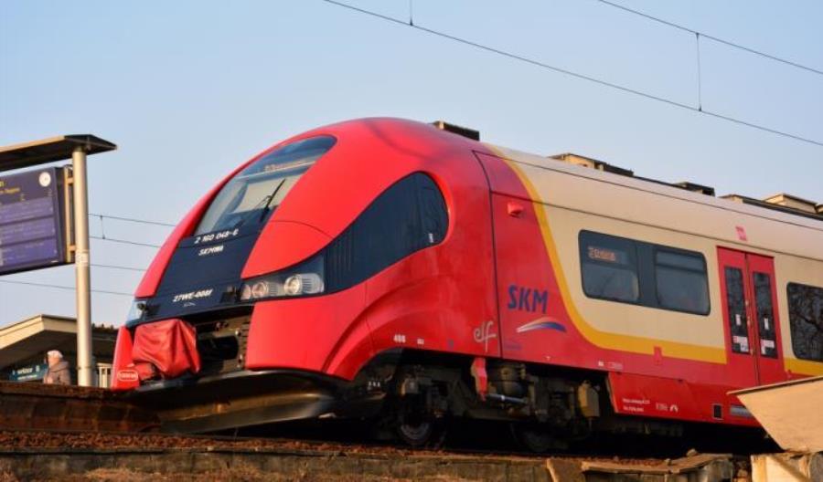 SKM Warszawa: O 800 tys. pasażerów mniej w 2017 r. SKM Warszawa: O 800 tys. pasażerów mniej w 2017 r.