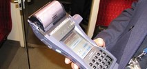 PR: Dzięki nowym terminalom będzie można płacić kartą w pociągu [aktualizacja]