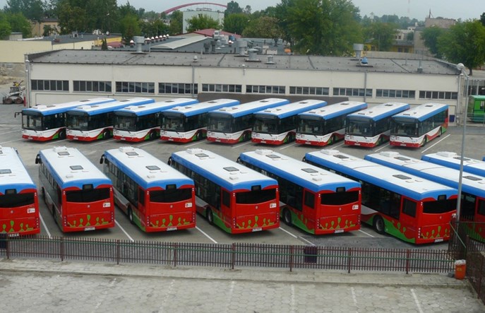 Trzy autobusy mini dla Puław