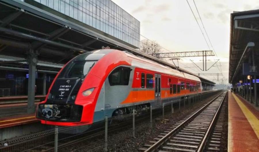 Lubelskie zamawia 11 elektrycznych dwuczłonowych pociągów Lubelskie zamawia 11 elektrycznych dwuczłonowych pociągów